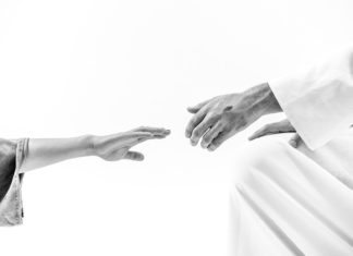 Laju Angka Terinfeksi Menurun, Gubernur Texas : “Tangan Tuhan Bekerja”