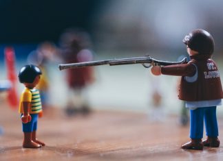 Seorang Pendeta Berkulit Hitam ditangkap Setelah Menelepon 911 untuk Meminta Bantuan