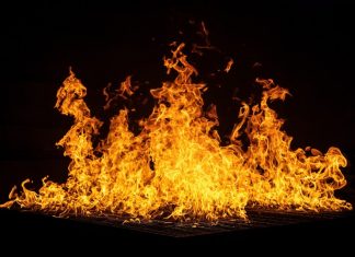 Roh Kudus Membisikkan Seorang Pendeta di Lebanon untuk Memulangkan Semua Orang Tepat Sebelum Ledakan Terjadi