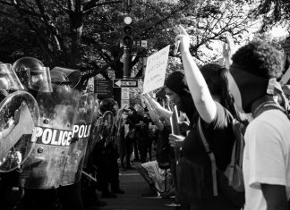 Melawan Pemerintah Mengesahkan Omnibus Law!