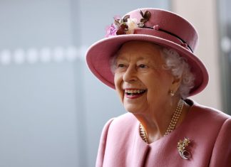 Rakyat Inggis Berduka, Ratu Elizabeth II Menutup Usia di Usia 96 Tahun